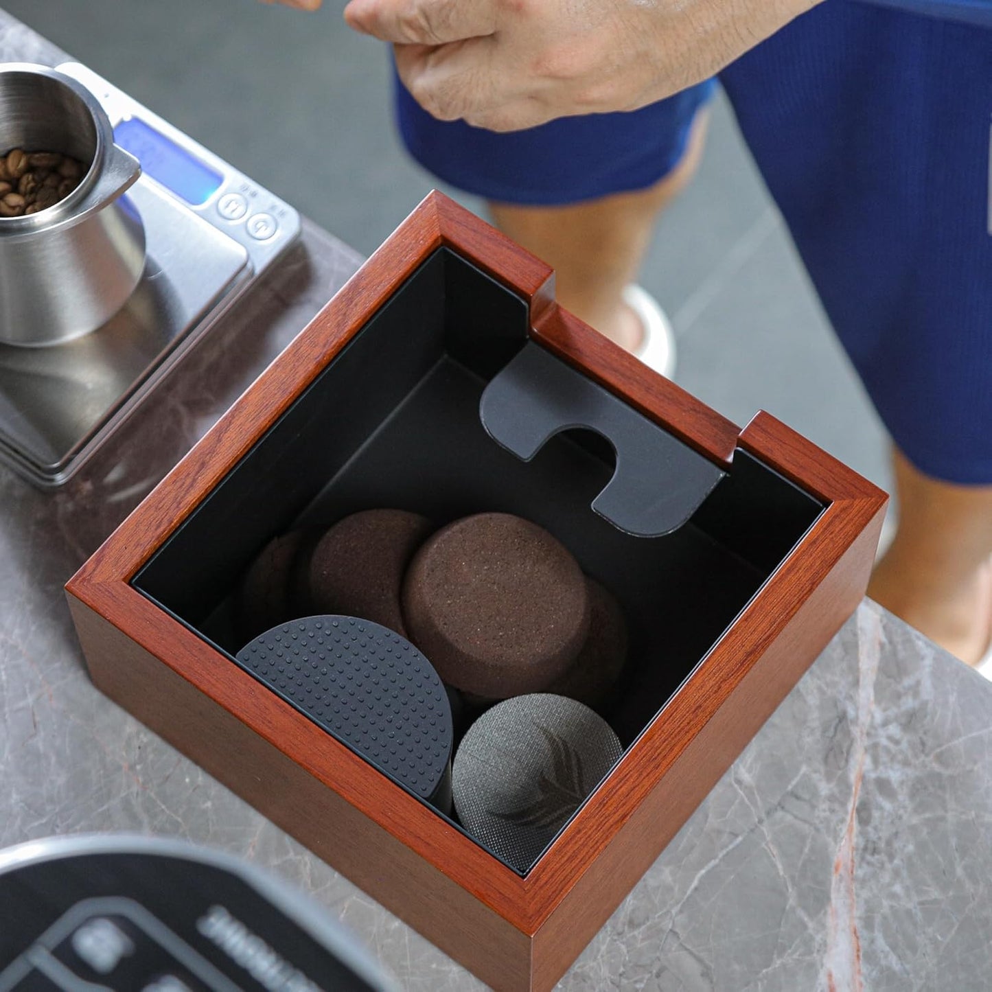 Rosewood Espresso Knock Box Portafilter Tamping Stand with Shock-Absorbing Bar & Non-Slip Design | Premium Dump Bin for Home Barista Stations