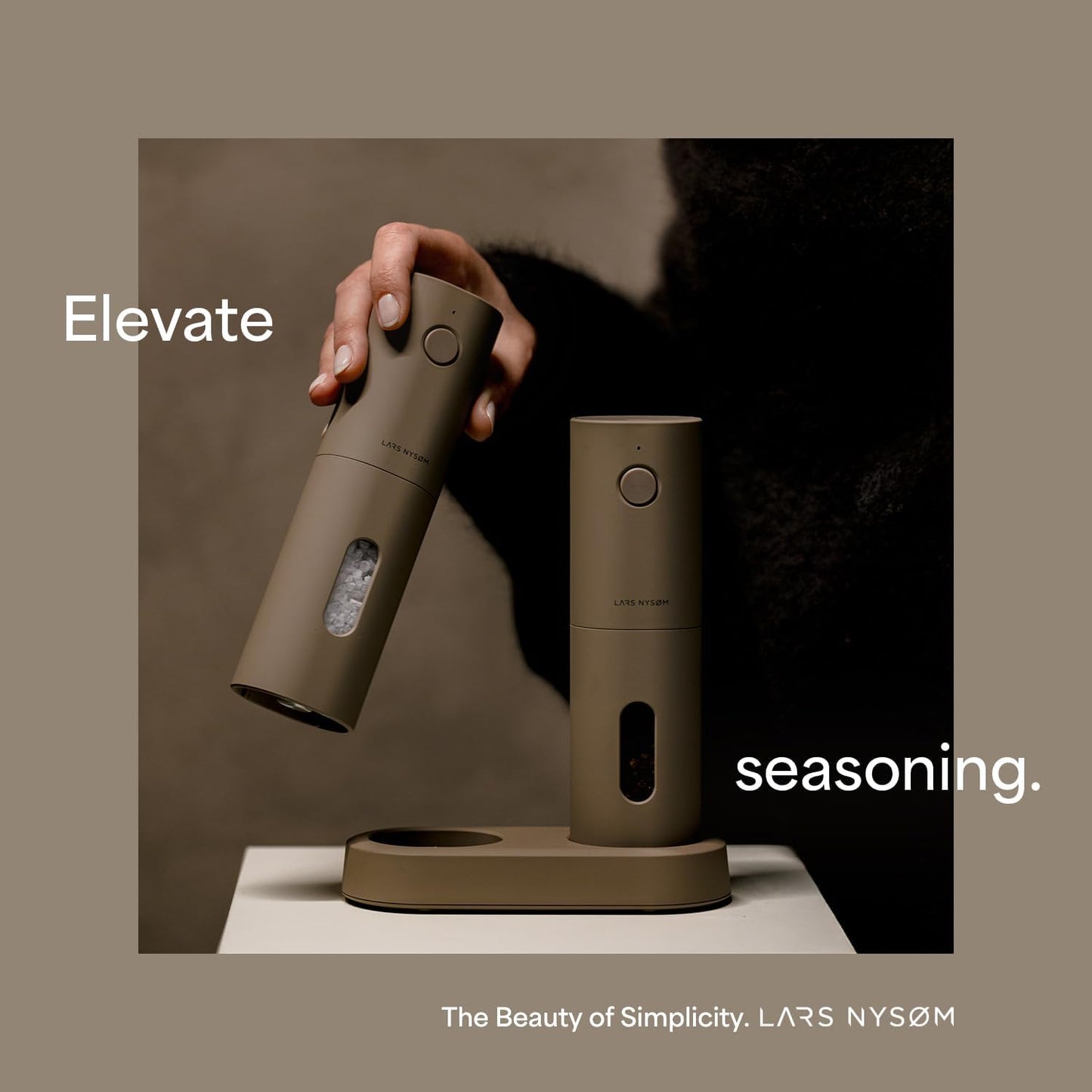 LARS NYSØM Electric Salt and Pepper Grinder Set, USB Rechargeable, Automatic Salt and Pepper Mills, Spice Shakers Refillable with LED Light, Adjustable Coarseness, Ceramic Grinder (Stone Blue)
