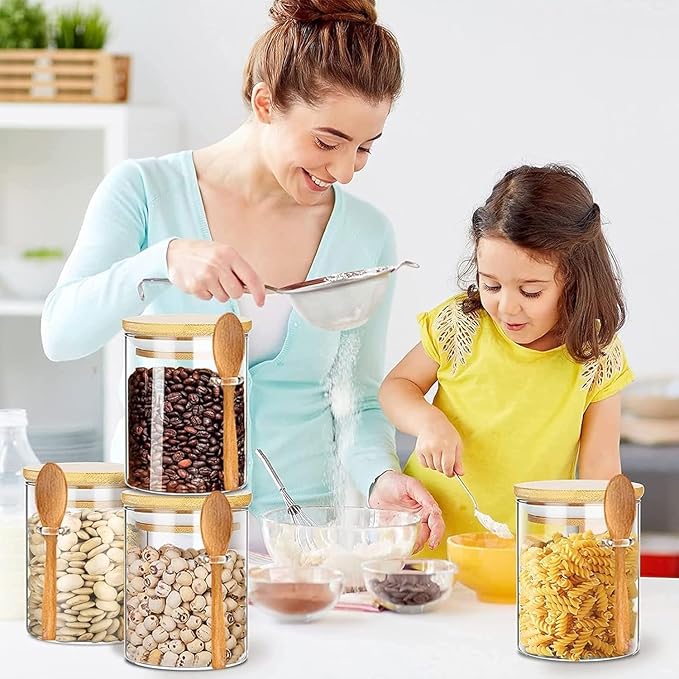 4-Pack 18.2 oz Overnight Oats Containers with Lids,Sealed Borosilicate Glass Jars with Bamboo Lid and Spoon,Clear Food Storage Jar for Kitchen,Candy, Spices, Coffee Beans,Cookies, Salad,Oats, Flour