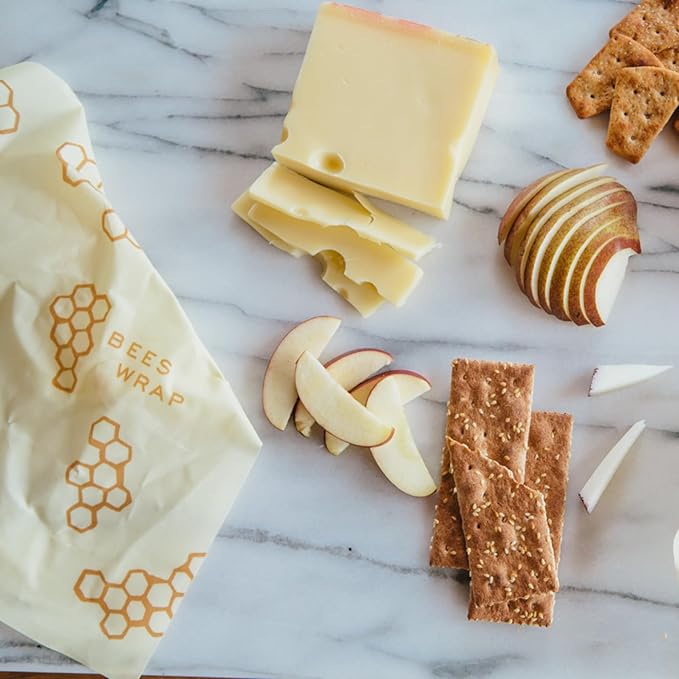 Bee's Wrap Beeswax Wraps for Food - Honeycomb 5 Pack (2L, 3M) Made in USA Reusable & Organic Food Wraps & Bowl Covers - Eco-Friendly Alternative to Aluminum Foil & Plastic Wrap
