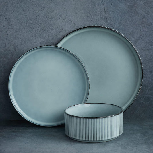 Famiware Star Dinnerware Sets, Plates and Bowls Set for 4, 12 Pieces Ribbed Dishes - Chip and Scratch Resistant, Microwave and Dishwasher Safe Tableware, Smoky Blue