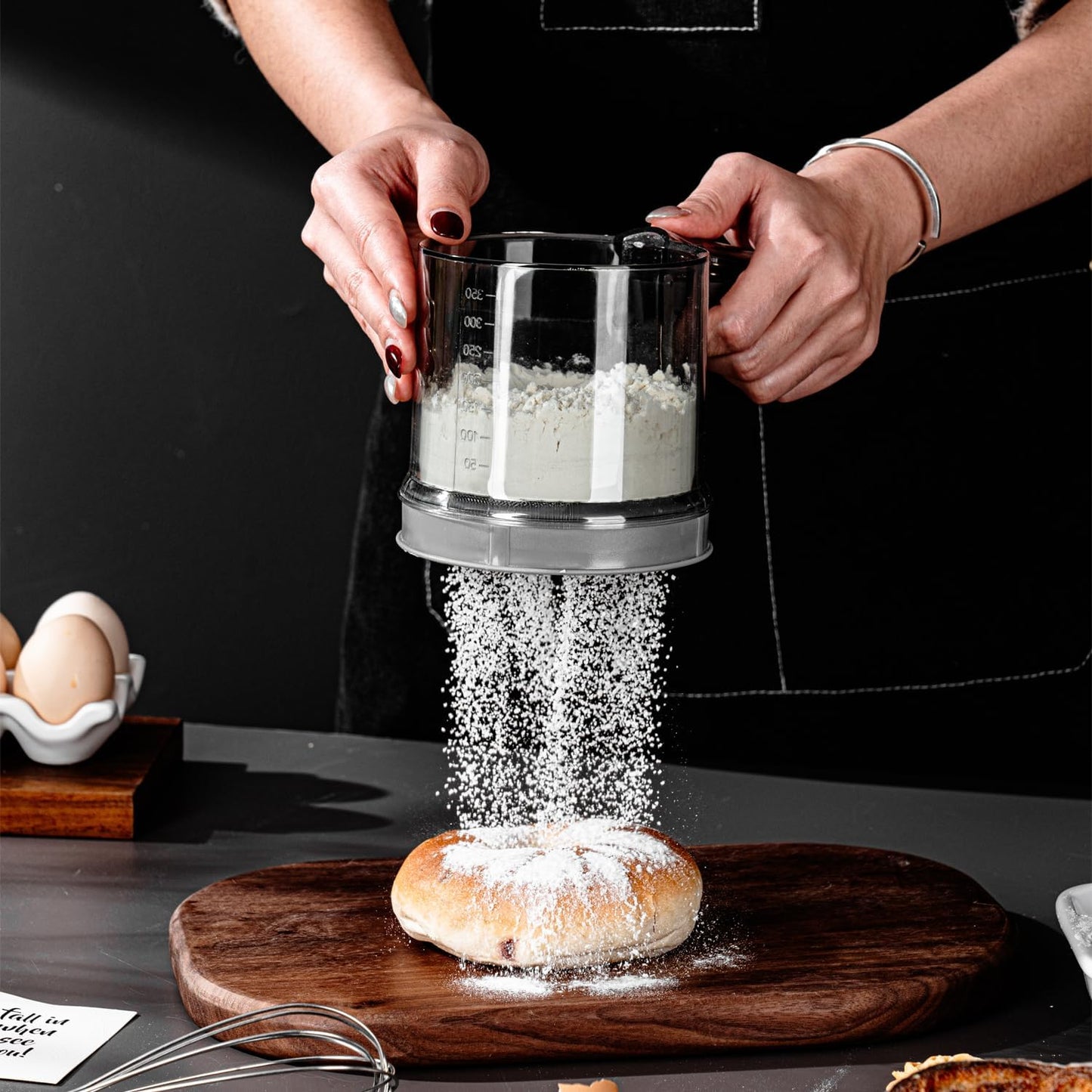 ‌3 Cup Flour Sifter, Sifter for Baking Sifter Handheld Baking Sieve Food-Grade Double-Filter Stainless Steel Flour Sifter Non-Rust Sifter used for Rapid Screening of Flour Apricot Flour Sugar Powder