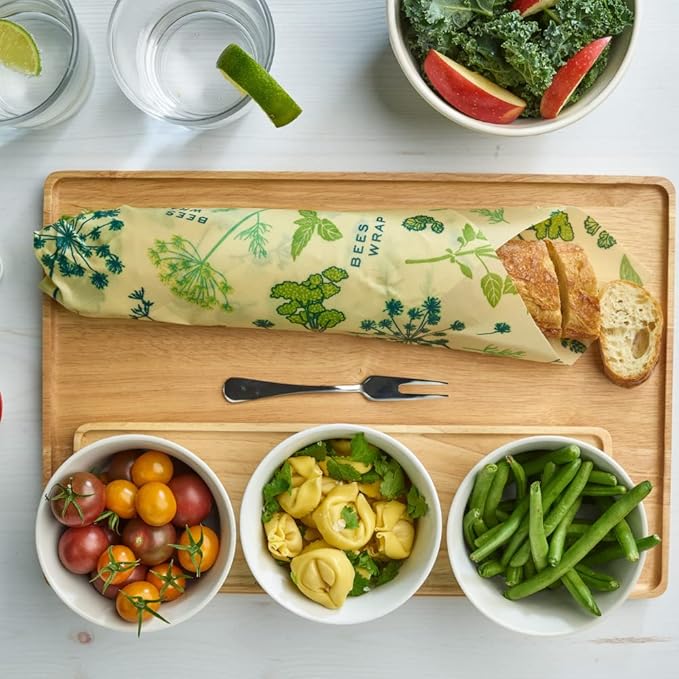 Bee's Wrap Vegan Beeswax Wraps for Food - Assorted 7 Pack (2S, 2M, 2L, & 1 Bread) Made in USA Reusable & Organic Food Wraps & Bowl Covers - Eco-Friendly Alternative to Aluminum Foil & Plastic Wrap