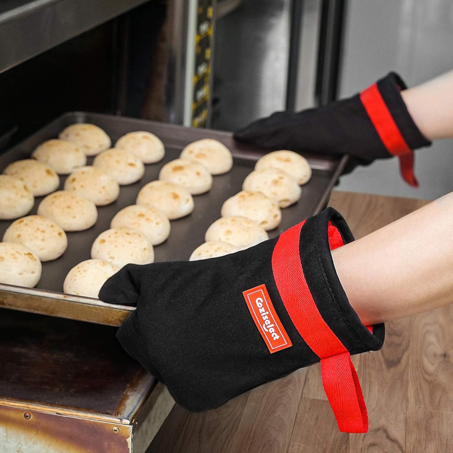 Silicone Oven Mitts, Magnetic Oven Mitt Set, Cotton Oven Mits Heat Resistant, Anti-Slip Hot Mitts for Kitchen, Cooking, Baking, Grilling, Black