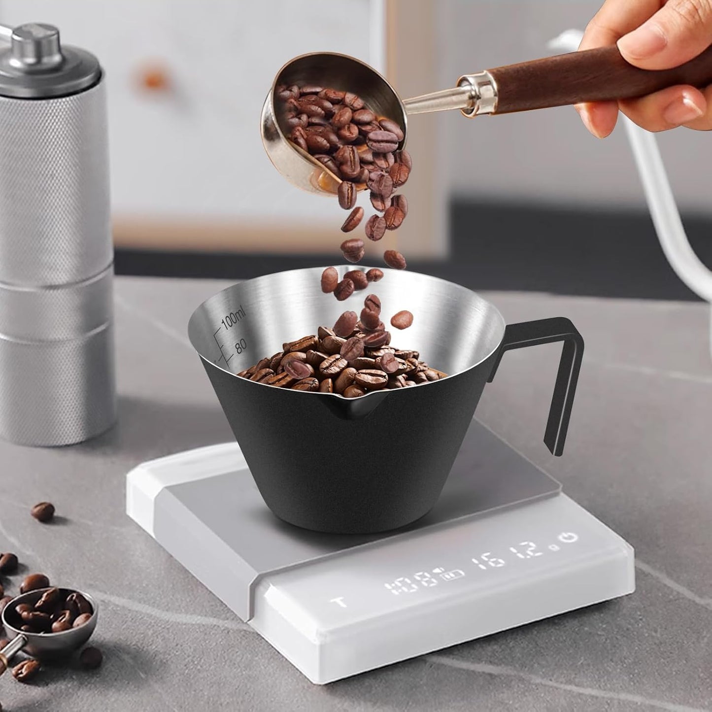 1Pc Stainless Steel Espresso Cups, Double Spout Metal Measuring Cup with Dual Scale, Espresso Shots Cup with Handle, Coffee Bean Weighing (Black), 3.4oz/100ml