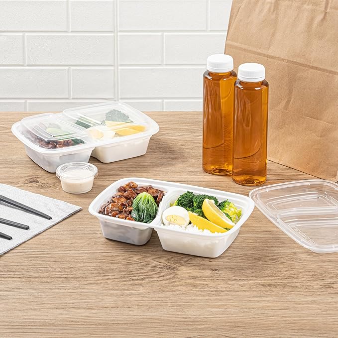 Restaurantware Asporto 32 Ounce Compartment Take Out Boxes, 50 Microwavable Meal Prep Containers - 2 Compartments, With Clear Plastic Lids, White Plastic Food Containers, Do Not Contain BPA