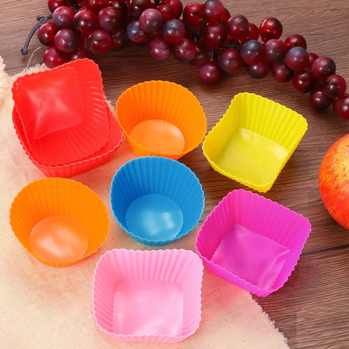 uxcell 18Pcs Silicone Cupcake Baking Cups, Silicone Muffins Liners Non-Stick Square Baking Cups, for Cooking Eggs Baking Muffins and Make a Cake(Orange)