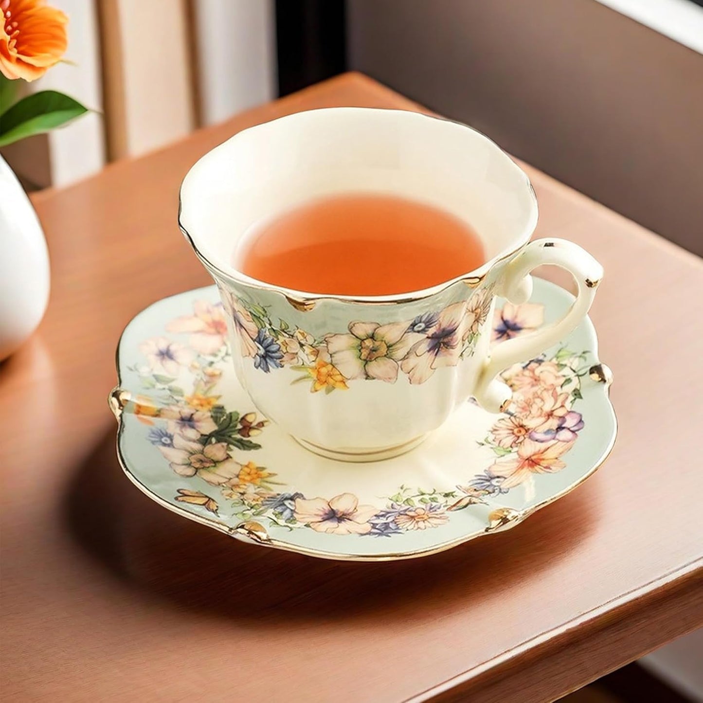 TATSUMI Country Roses Bone China Tea Cup and Saucer Set, 3 Pieces, Vintage Style, For Women and Tea Parties(Dutch Blue,1 Set)